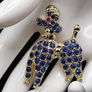 Vintage 1950s Rhinestone Poodle Dog Brooch Blue Red Gold Tone